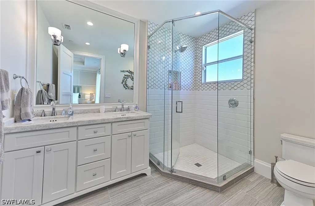 109 Curacao Lane Bonita Springs FL 34134-8510