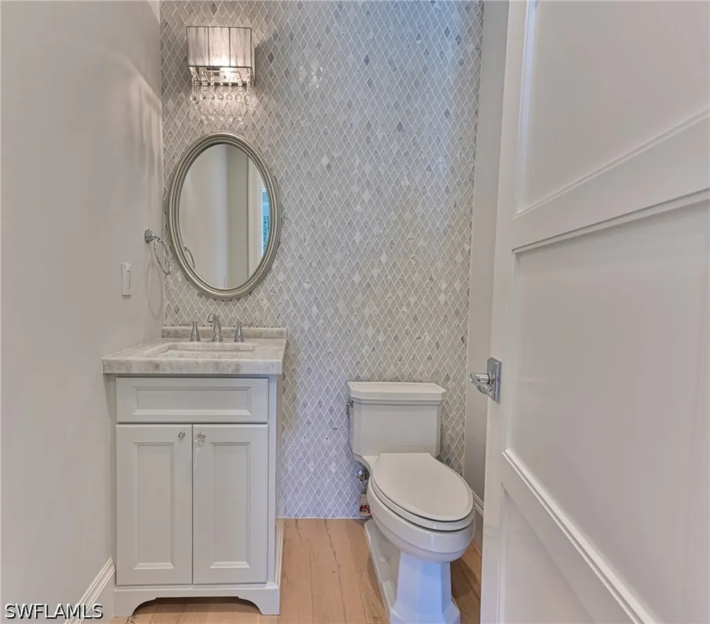 109 Curacao Lane Bonita Springs FL 34134-8510