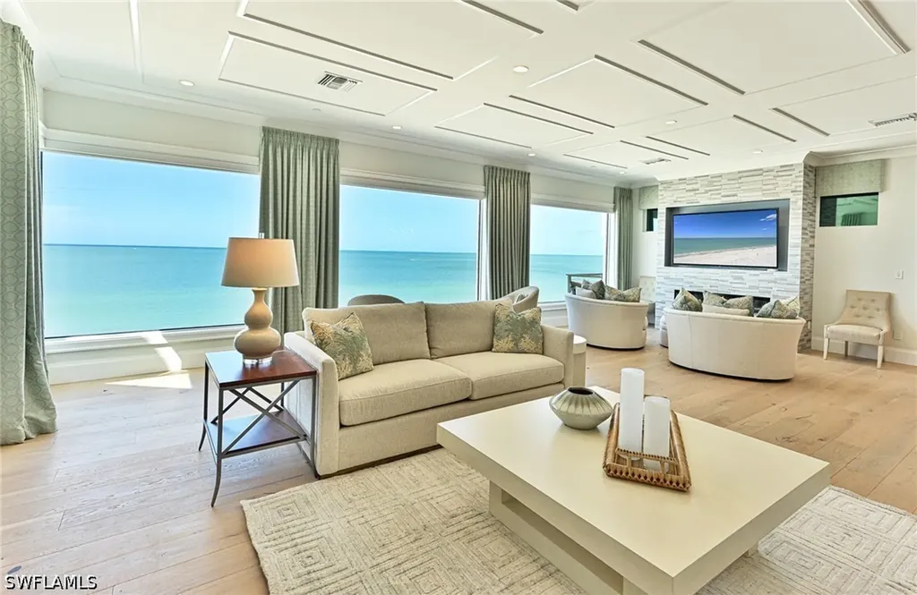 109 Curacao Lane Bonita Springs FL 34134-8510