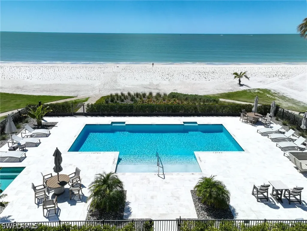 109 Curacao Lane Bonita Springs FL 34134-8510