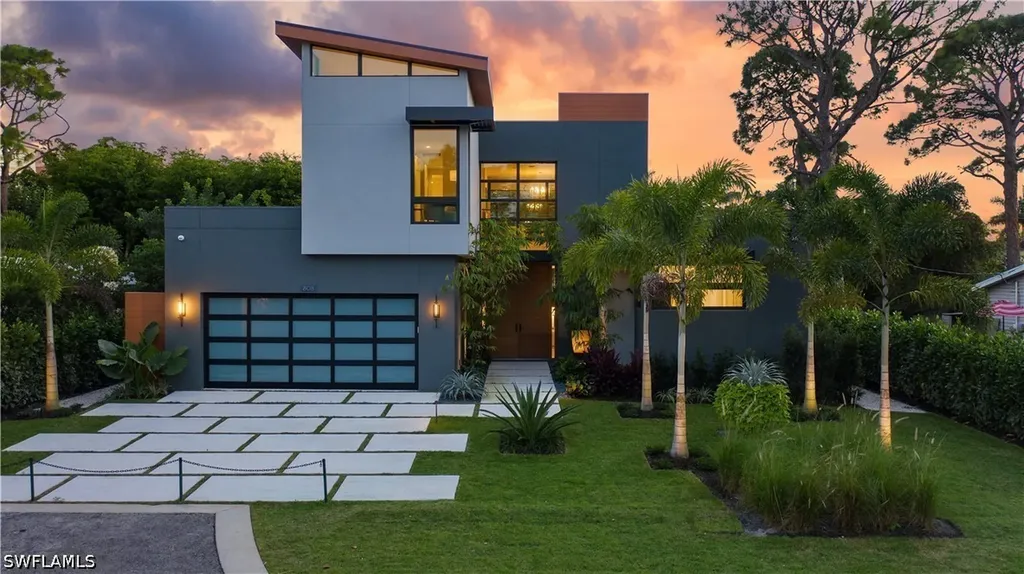 750 Myrtle Terrace Naples FL 34103