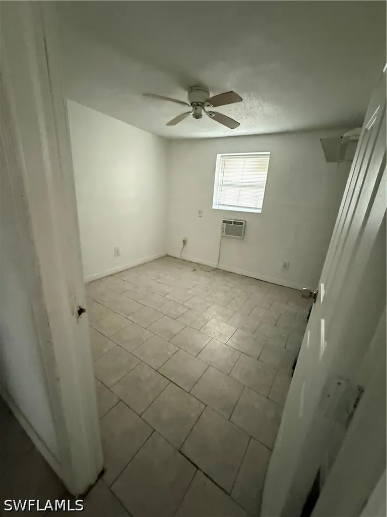 1189 N Tamiami Trail North Fort Myers FL 33903