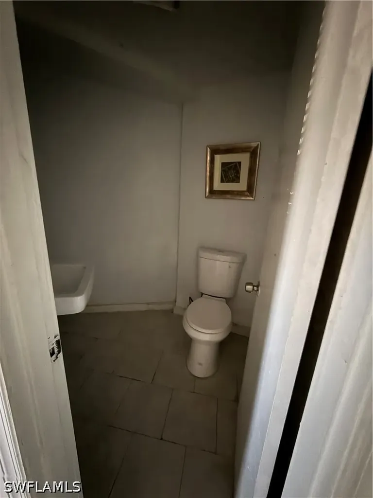 1189 N Tamiami Trail North Fort Myers FL 33903
