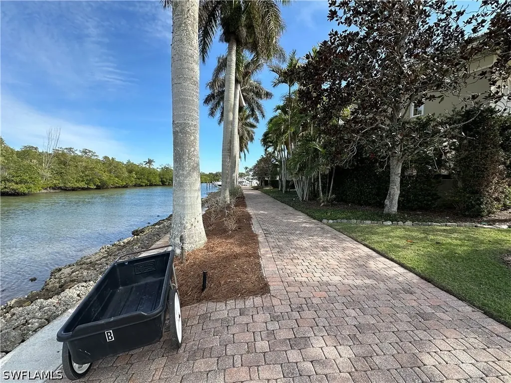 1777 Gulfstar Drive S Naples FL 34112