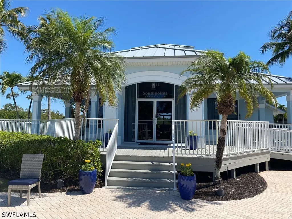 1777 Gulfstar Drive S Naples FL 34112