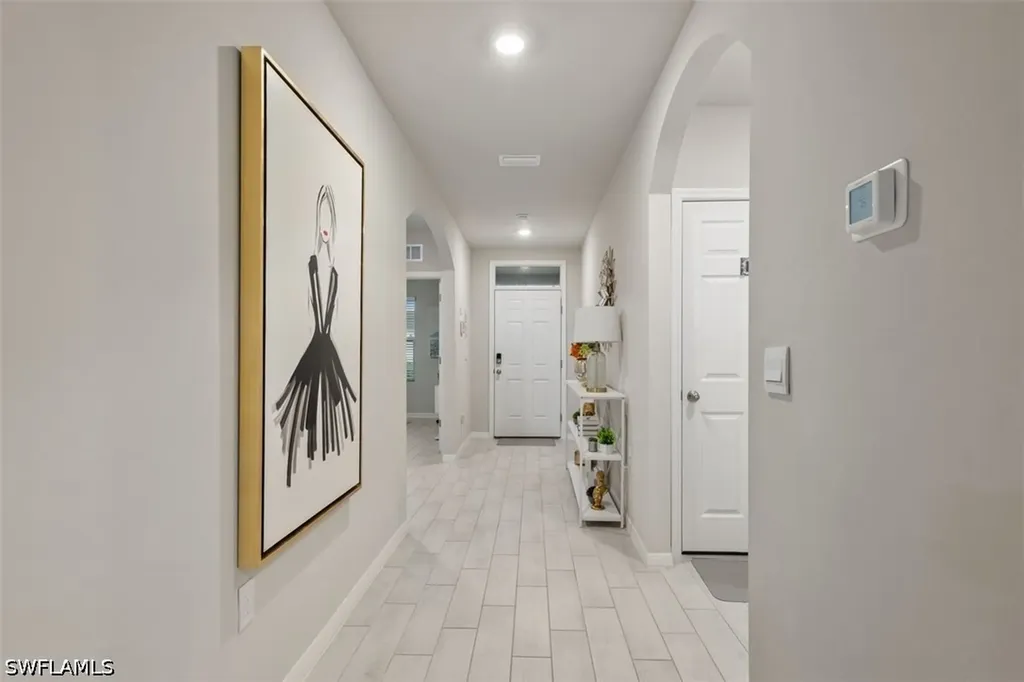 439 NE Juanita Court Cape Coral FL 33909