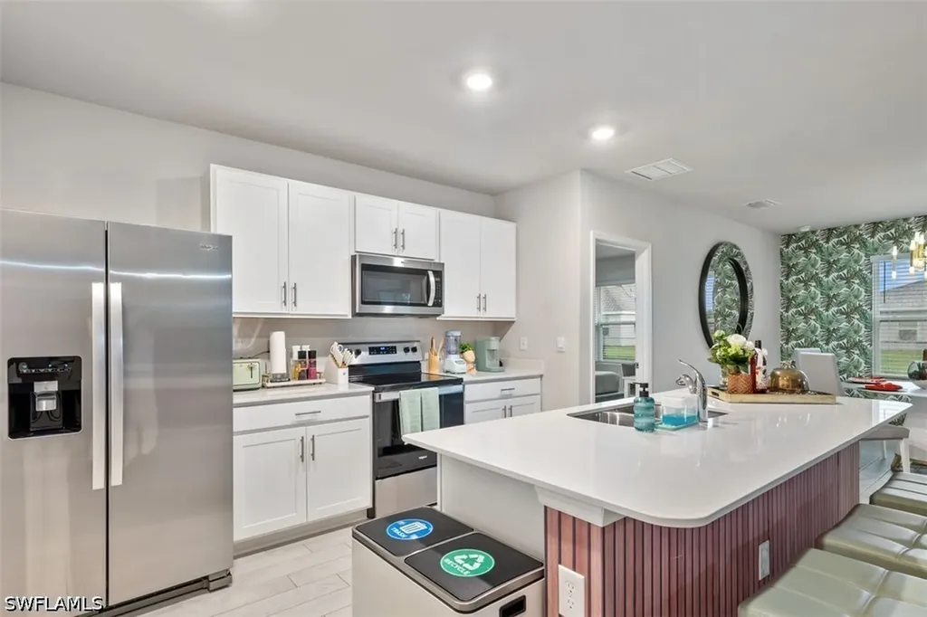 439 NE Juanita Court Cape Coral FL 33909