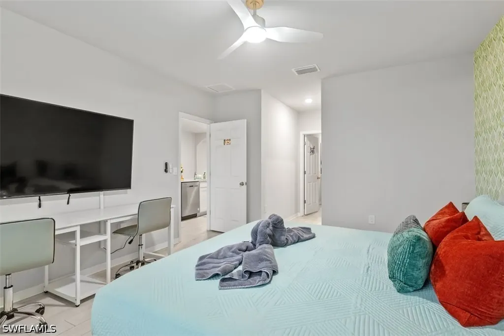 439 NE Juanita Court Cape Coral FL 33909