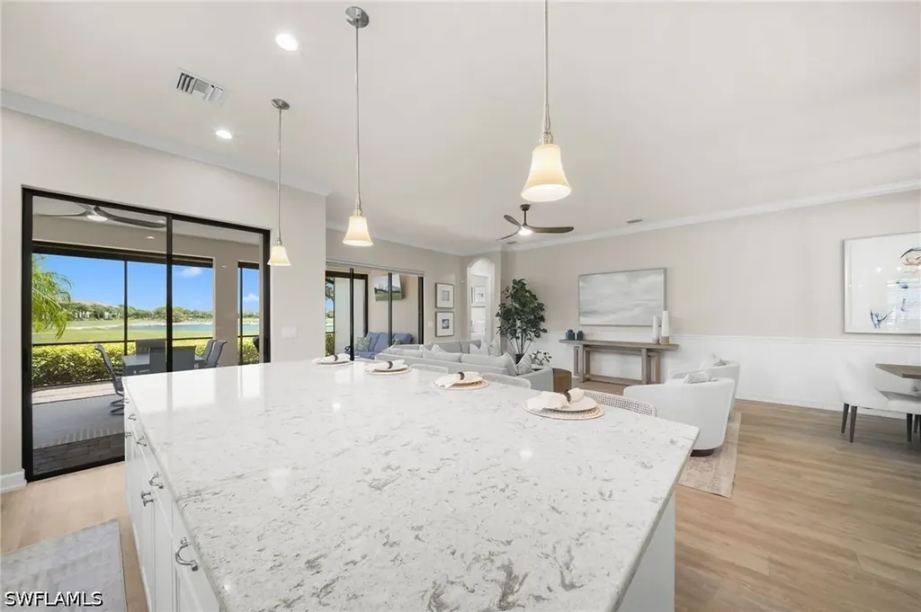 8814 Vaccaro Court Naples FL 34119