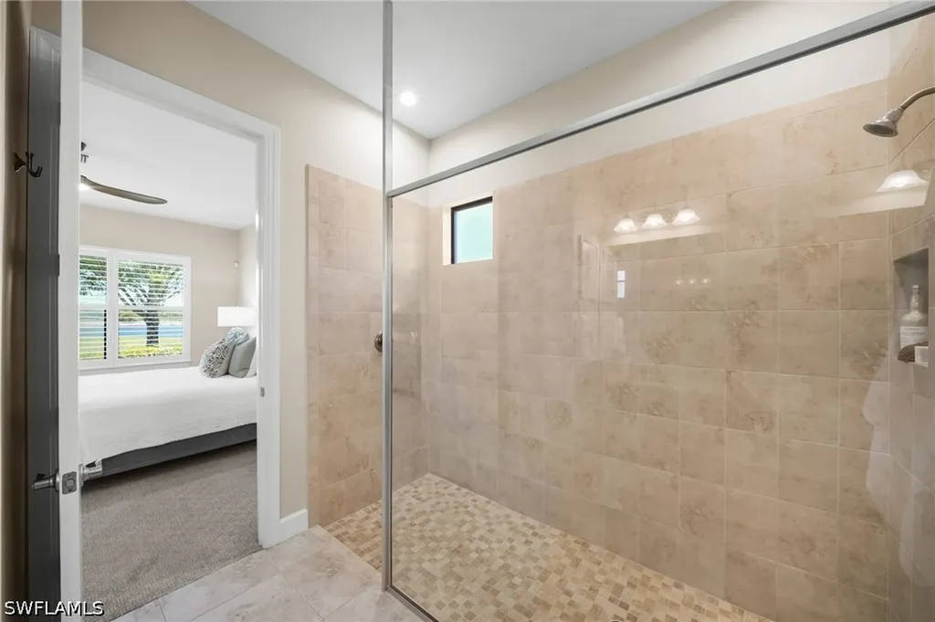 8814 Vaccaro Court Naples FL 34119