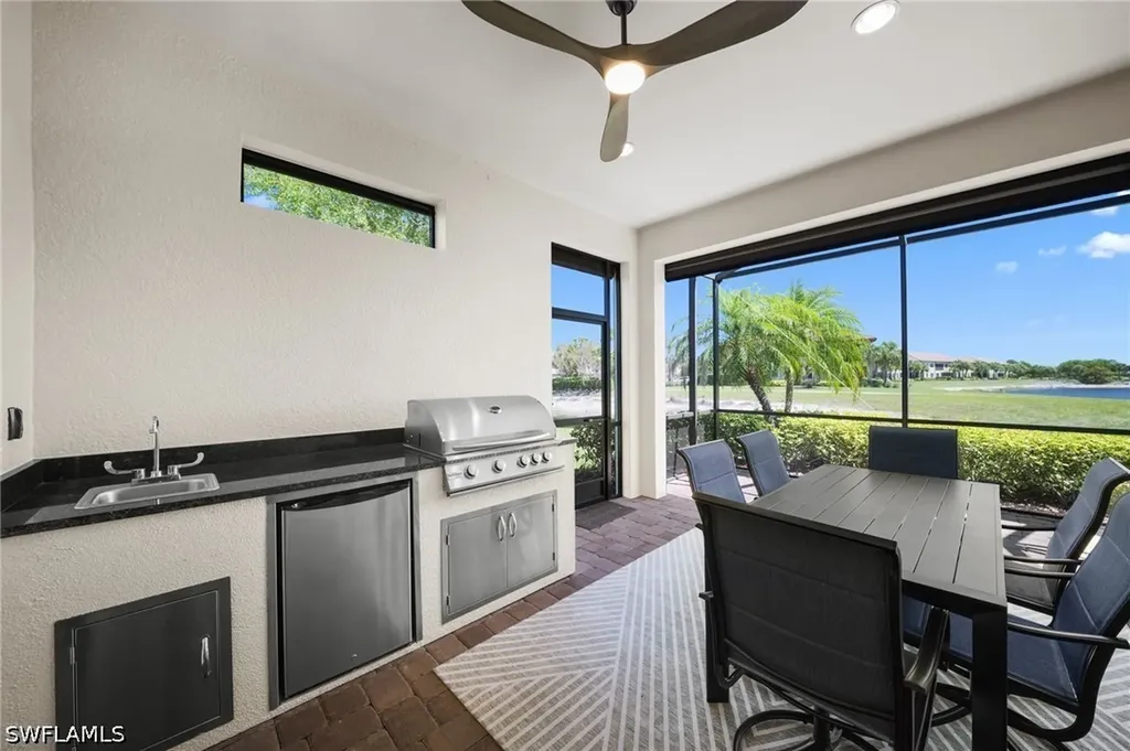 8814 Vaccaro Court Naples FL 34119