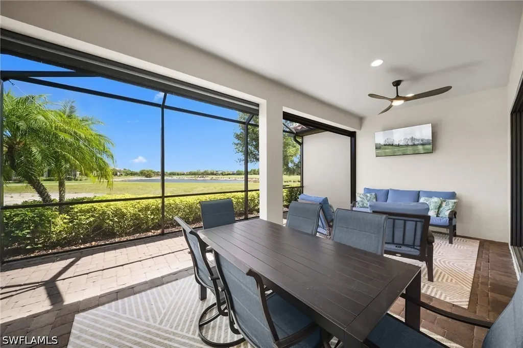 8814 Vaccaro Court Naples FL 34119