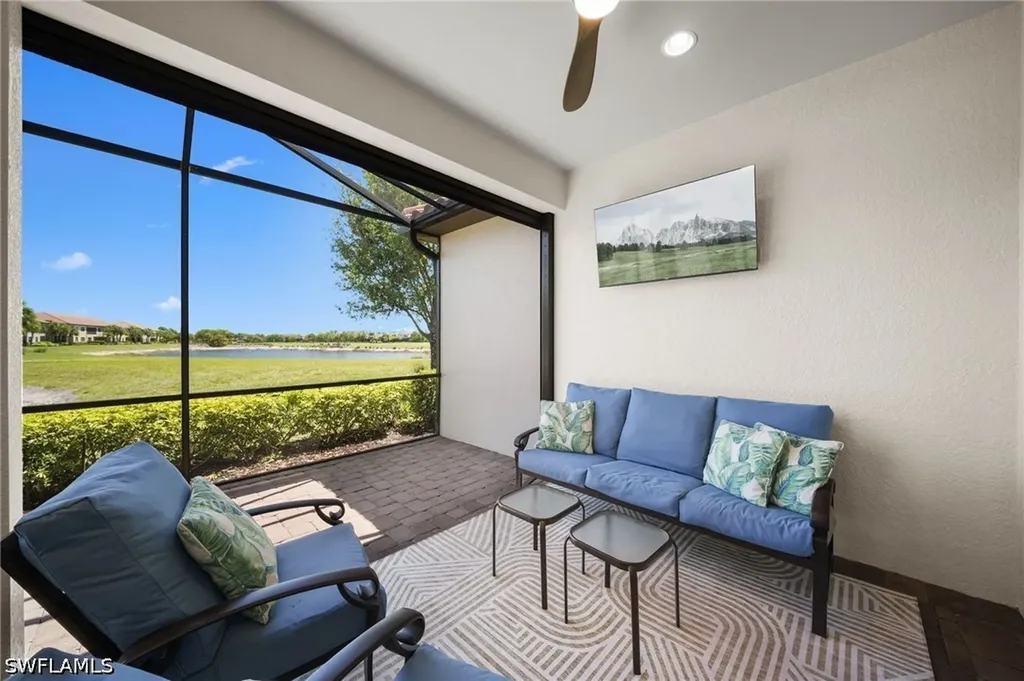 8814 Vaccaro Court Naples FL 34119