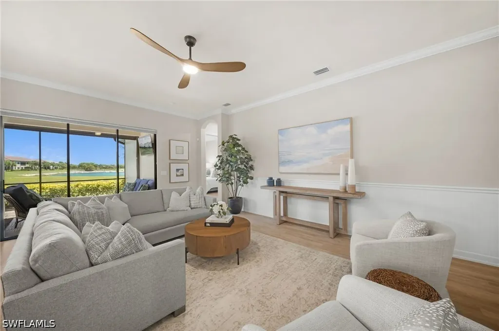 8814 Vaccaro Court Naples FL 34119