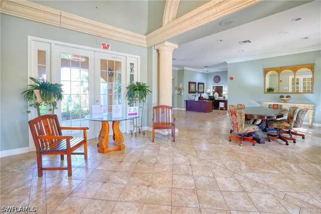 1830 Florida Club Circle Naples FL 34112