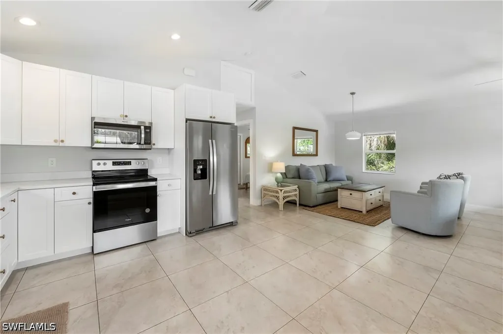 27302 Dortch Avenue Bonita Springs FL 34135