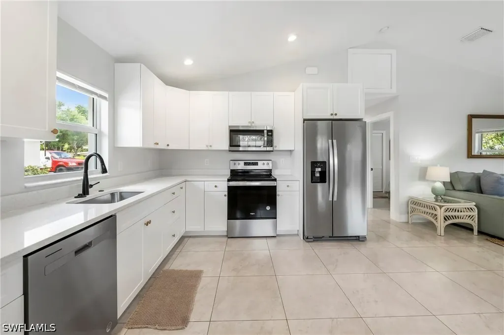 27302 Dortch Avenue Bonita Springs FL 34135