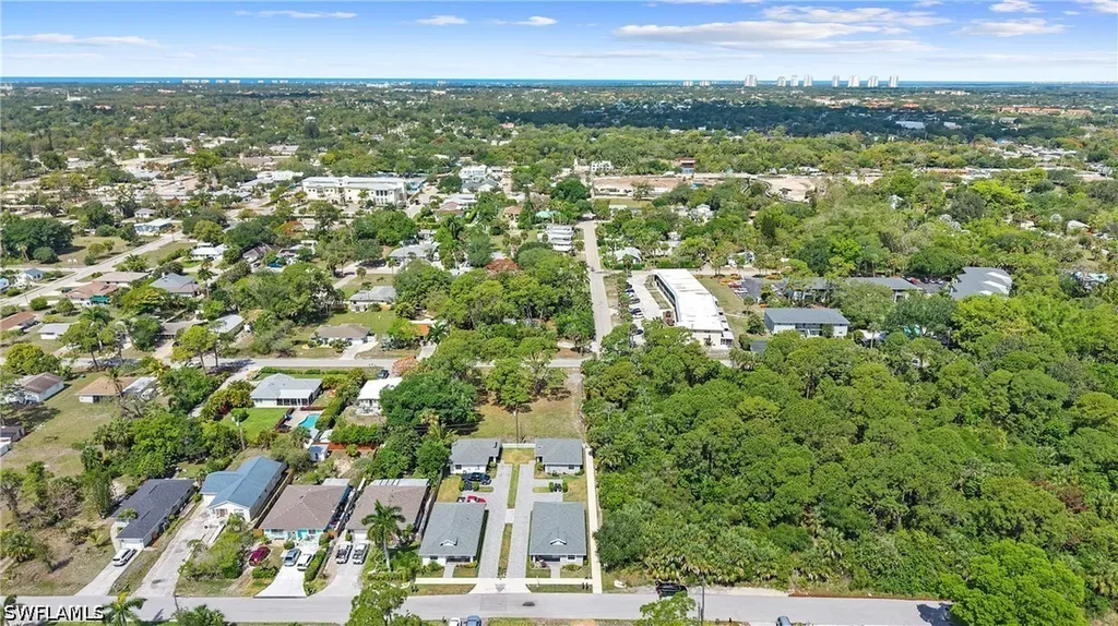 27302 Dortch Avenue Bonita Springs FL 34135