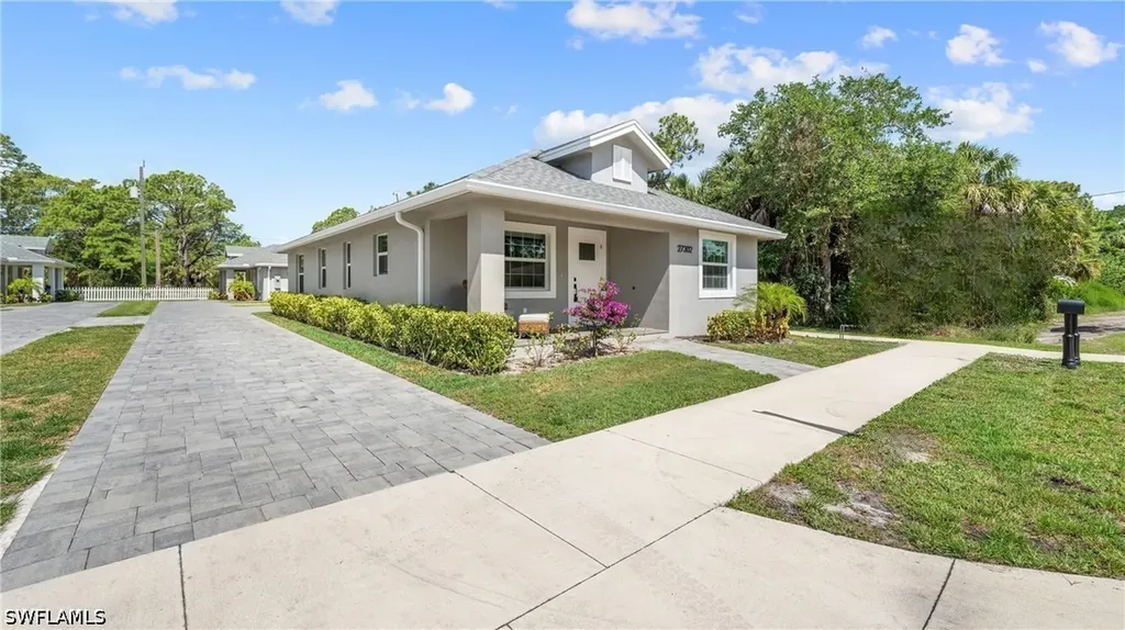 27302 Dortch Avenue Bonita Springs FL 34135