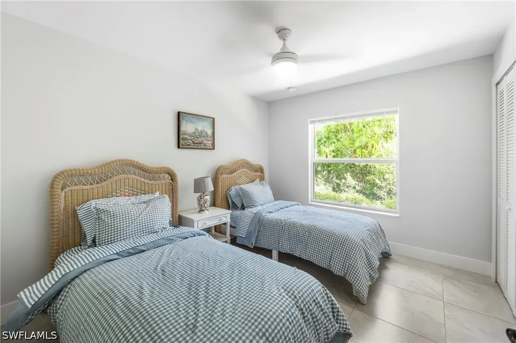 27302 Dortch Avenue Bonita Springs FL 34135
