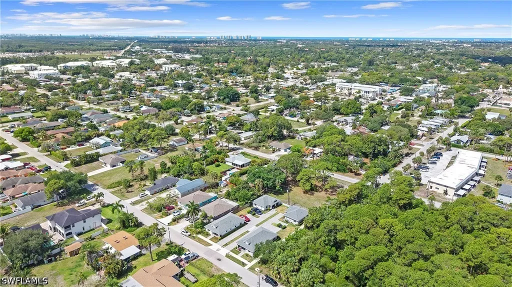 27302 Dortch Avenue Bonita Springs FL 34135