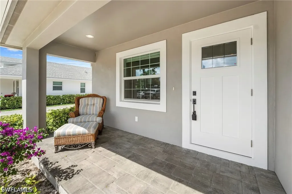 27302 Dortch Avenue Bonita Springs FL 34135
