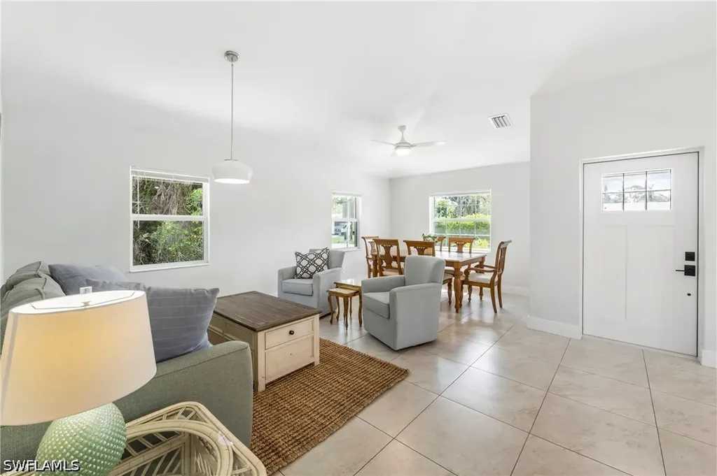 27302 Dortch Avenue Bonita Springs FL 34135
