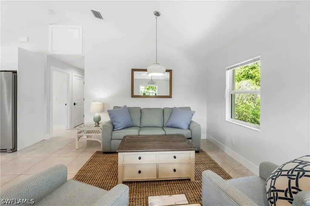27302 Dortch Avenue Bonita Springs FL 34135