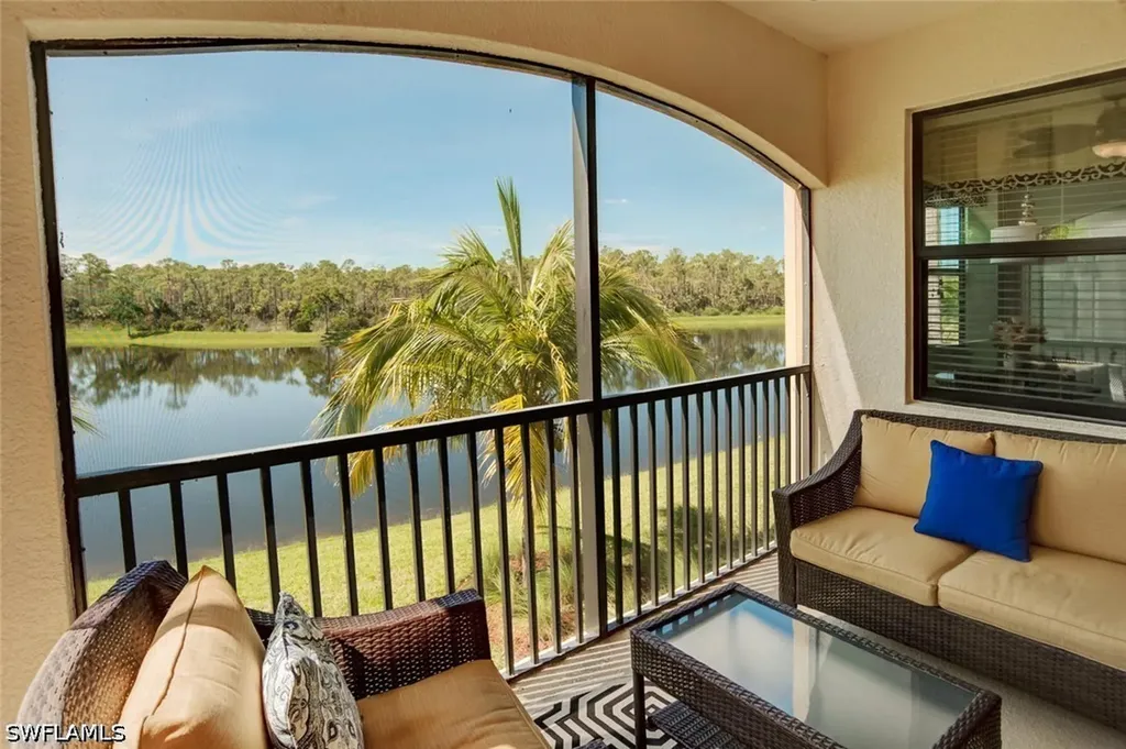 9731 Acqua Court Naples FL 34113
