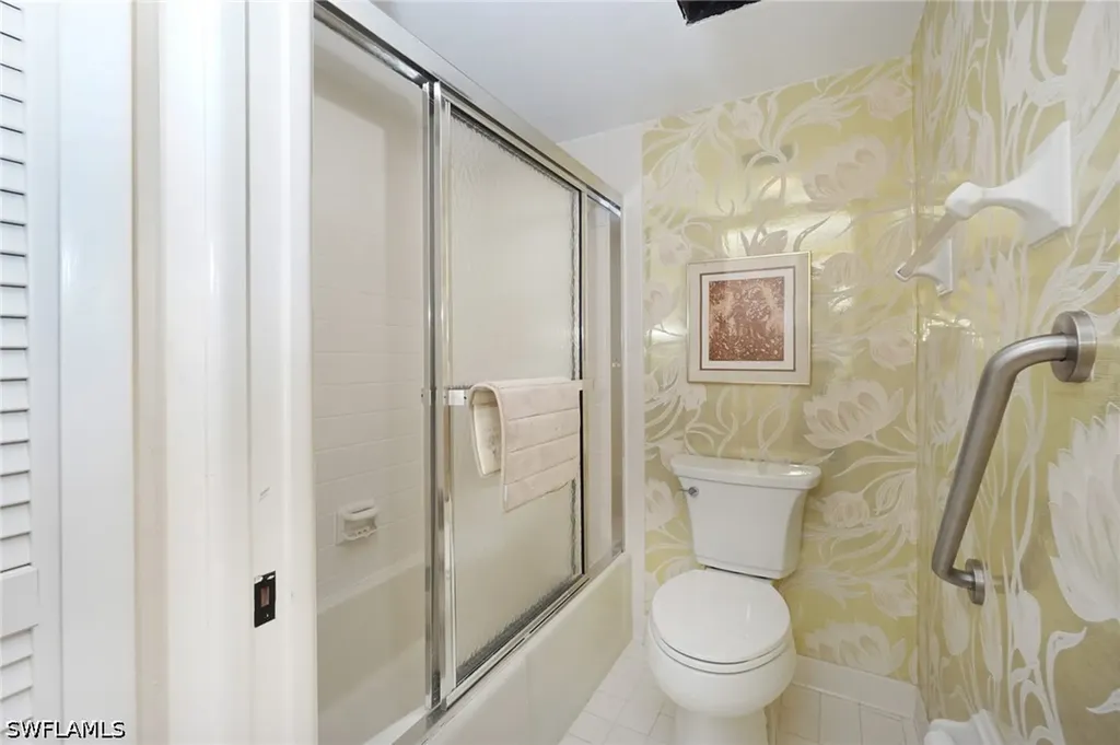 9653 Gulf Shore Drive Naples FL 34108