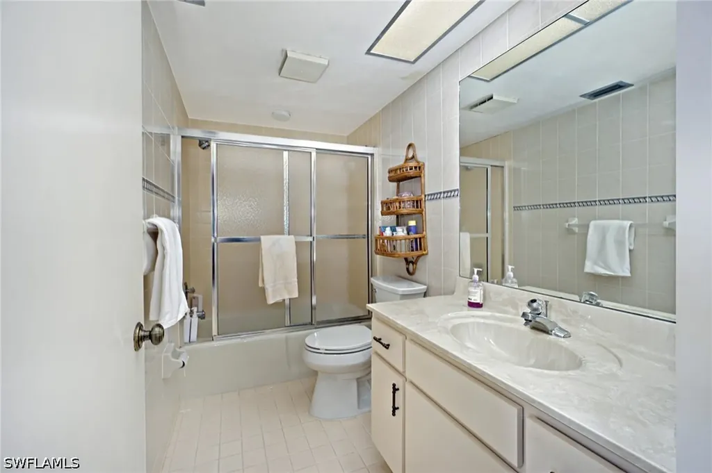 9653 Gulf Shore Drive Naples FL 34108