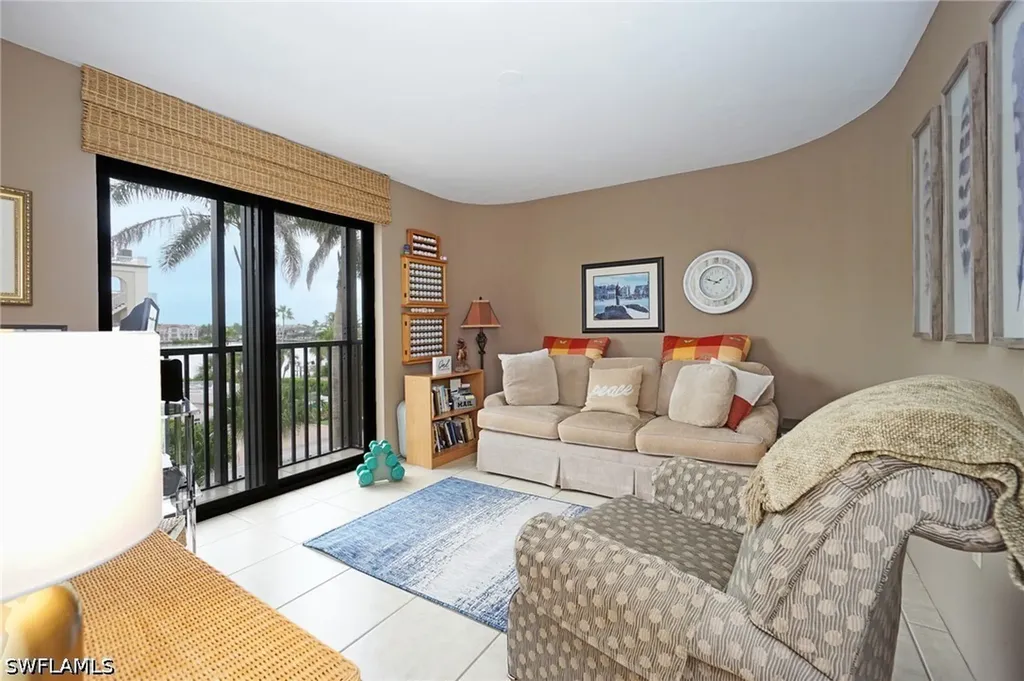 9653 Gulf Shore Drive Naples FL 34108