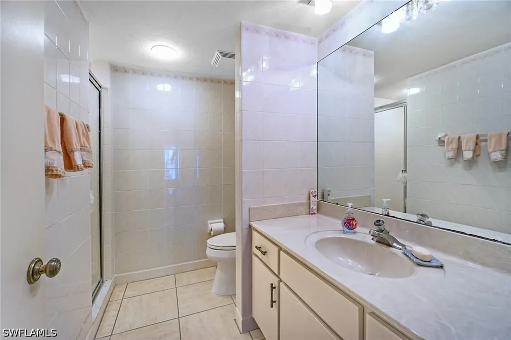 9653 Gulf Shore Drive Naples FL 34108
