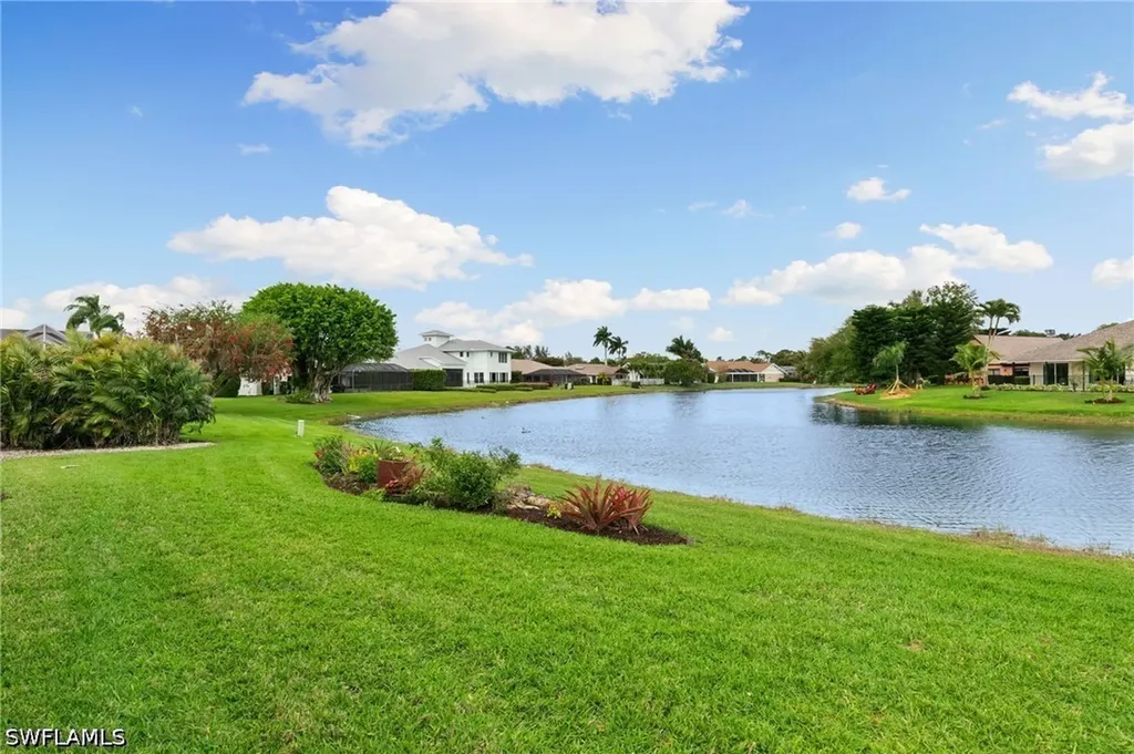 2178 Pine Woods Circle Naples FL 34105