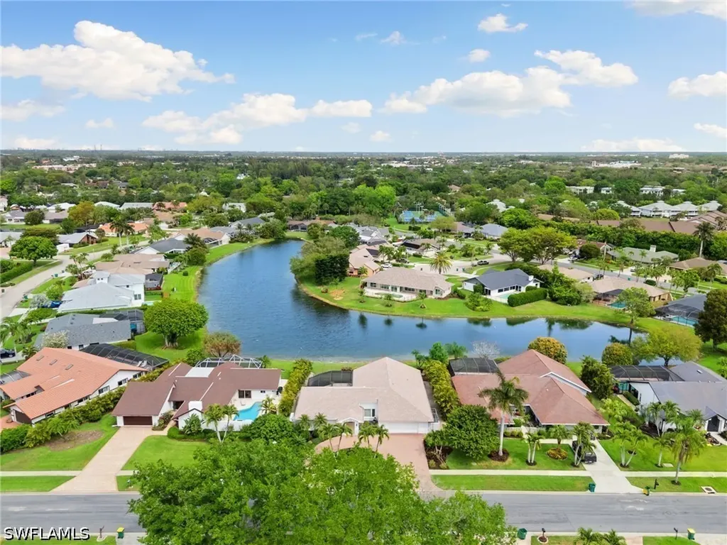 2178 Pine Woods Circle Naples FL 34105