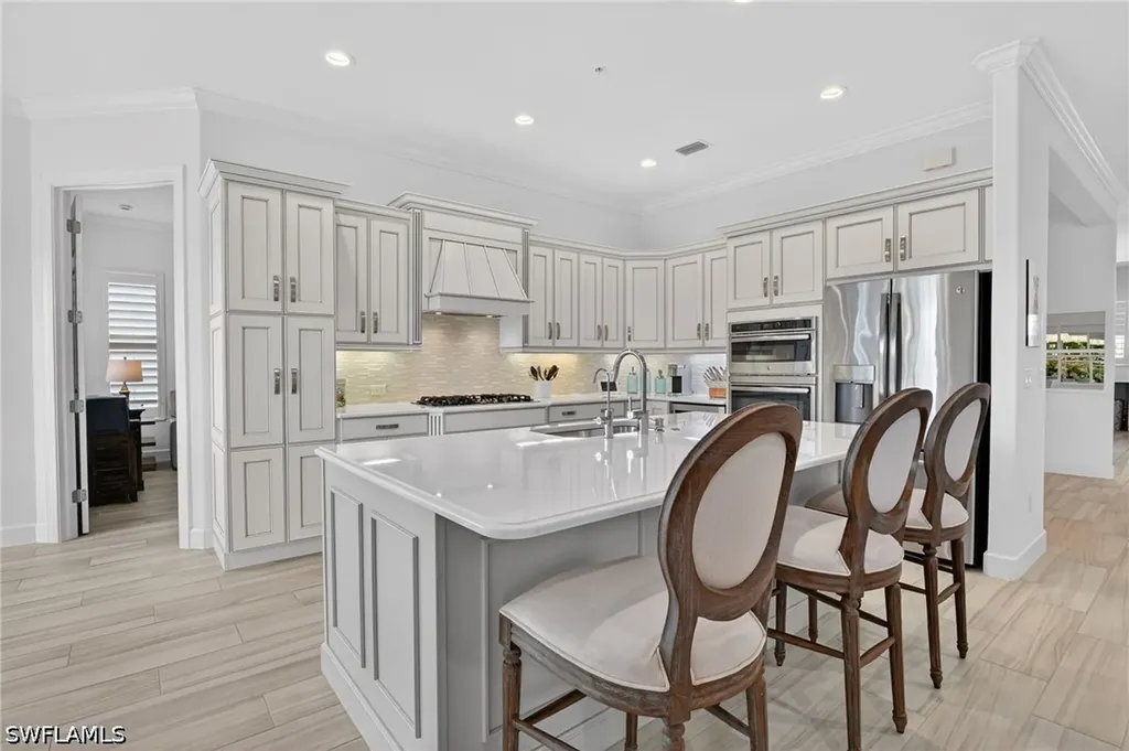 8062 Signature Club Circle Naples FL 34113