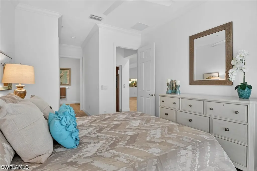 8062 Signature Club Circle Naples FL 34113