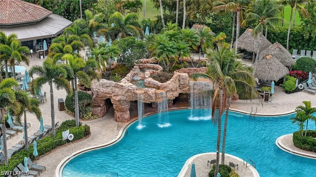 8062 Signature Club Circle Naples FL 34113