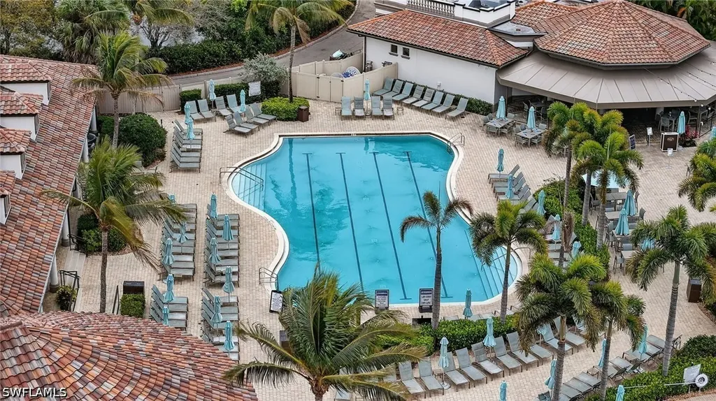 8062 Signature Club Circle Naples FL 34113