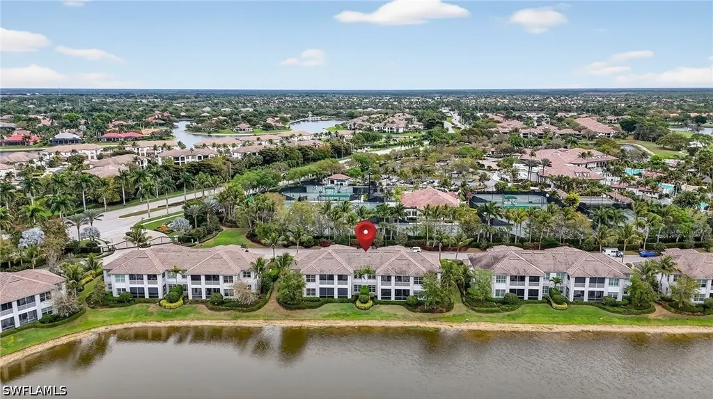 8062 Signature Club Circle Naples FL 34113