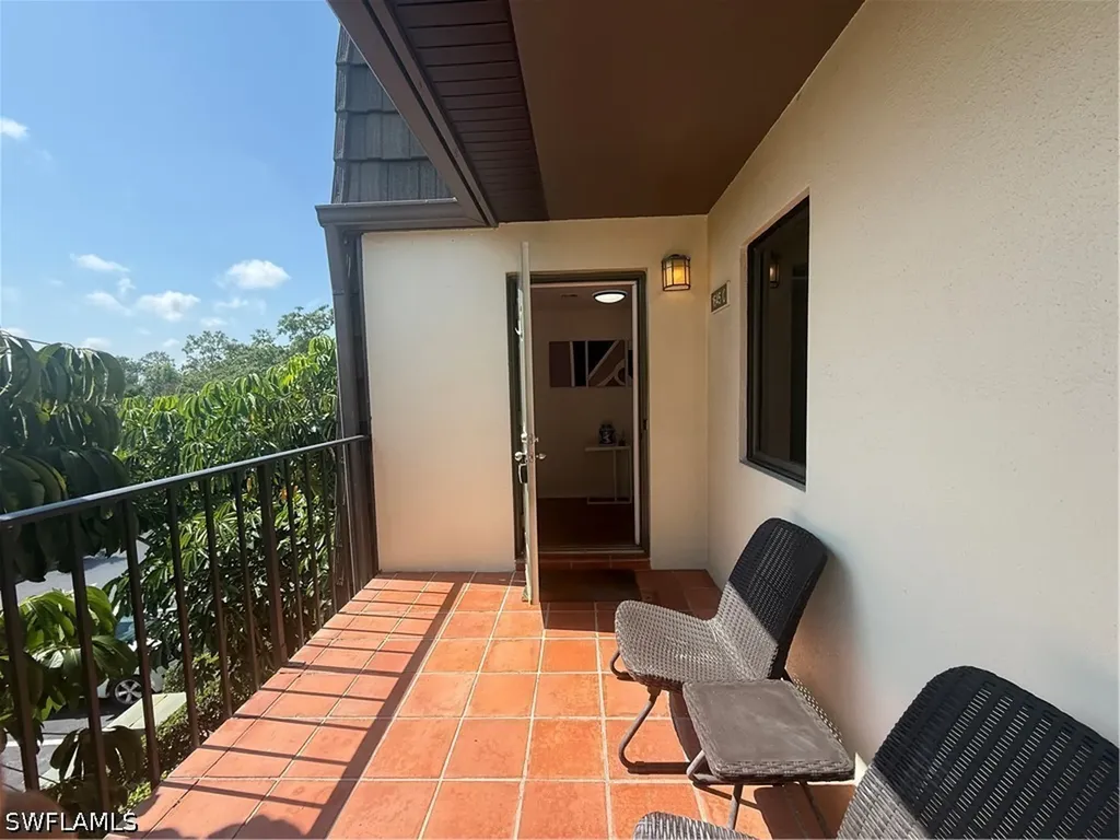 1645 Spoonbill Lane Naples FL 34105