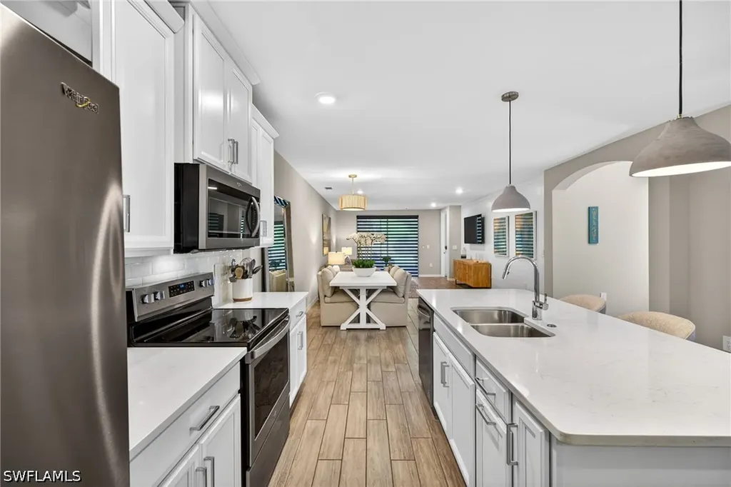 14567 Edgewater Circle Naples FL 34114