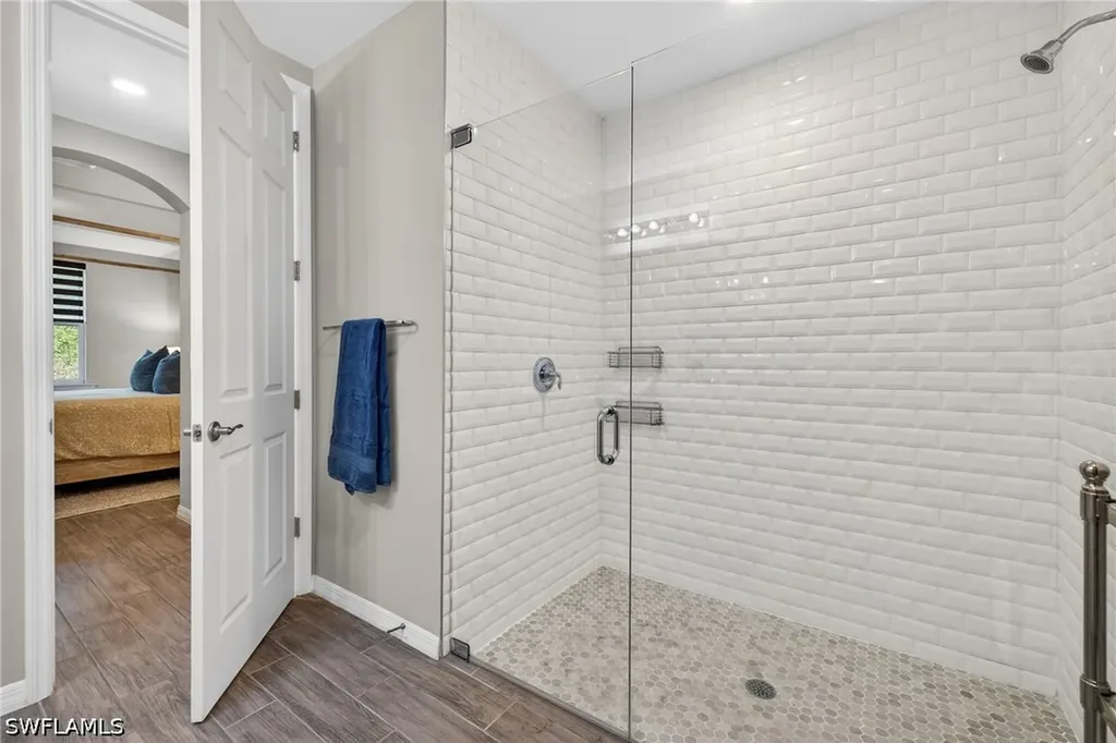 14567 Edgewater Circle Naples FL 34114