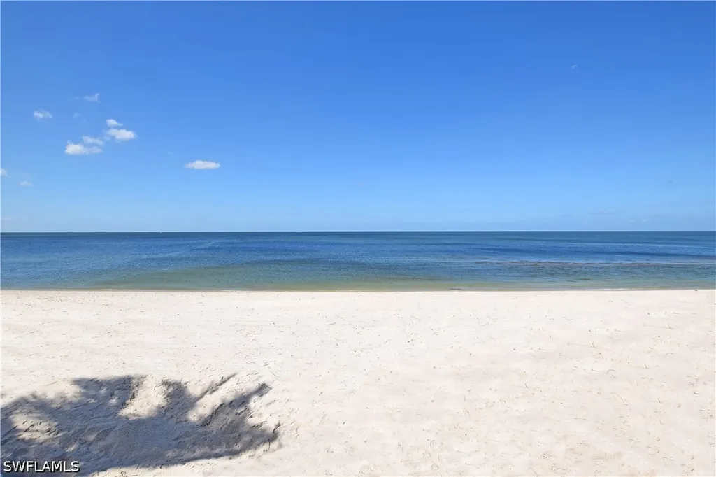 4140 Crayton Road Naples FL 34103