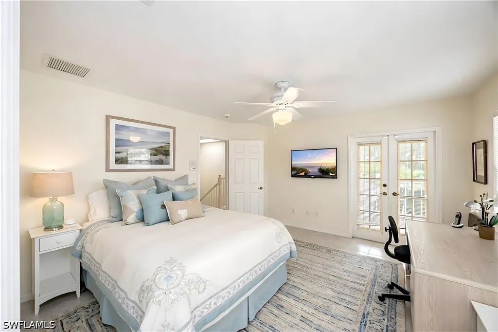 312 Carlton Place Naples FL 34108