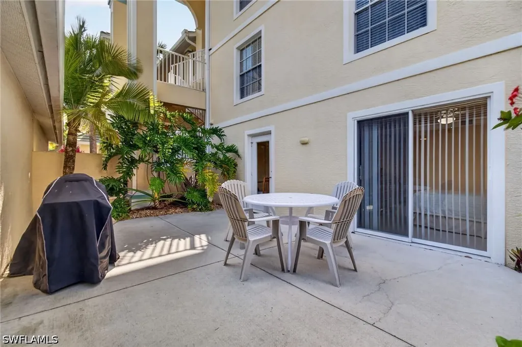 15505 Cedarwood Lane Naples FL 34110