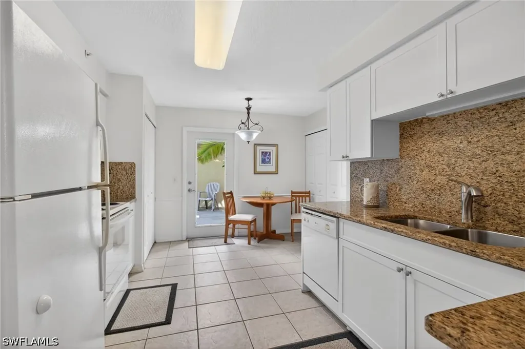 15505 Cedarwood Lane Naples FL 34110