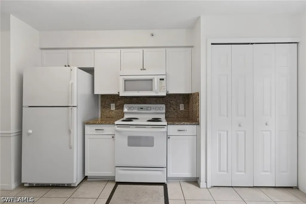 15505 Cedarwood Lane Naples FL 34110