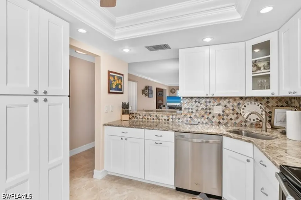 4300 Belair Lane Naples FL 34103