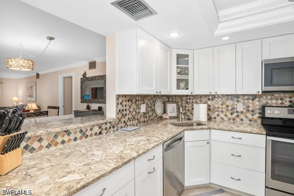 4300 Belair Lane Naples FL 34103